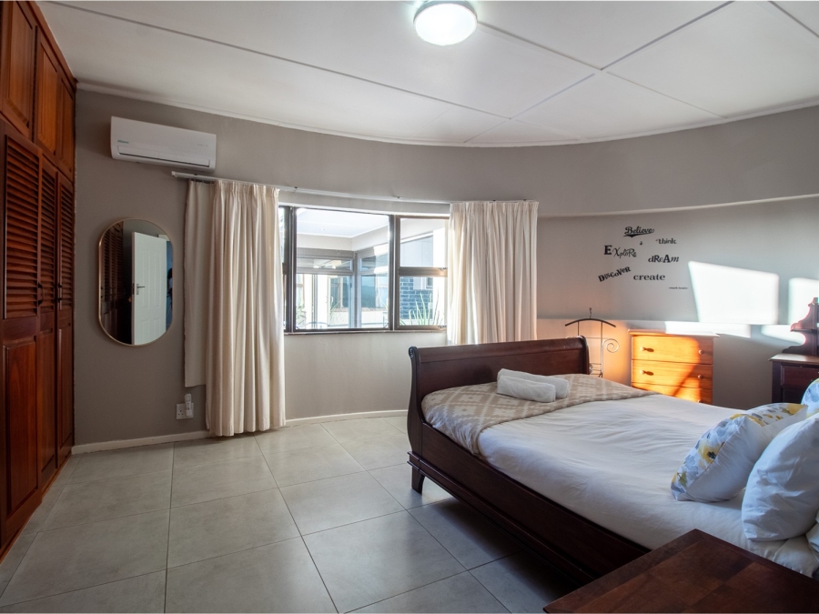 5 Bedroom Property for Sale in Nahoon Eastern Cape